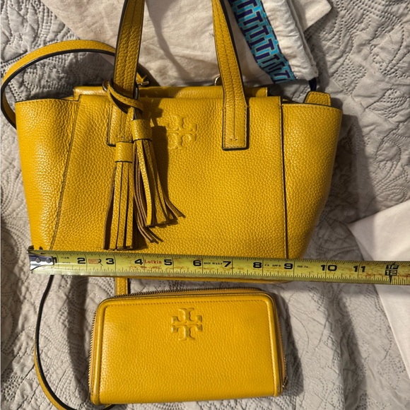 Tory Burch purse and wallet set - Picture 2 of 7